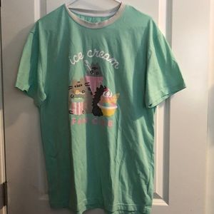 Pusheen ice cream graphic T